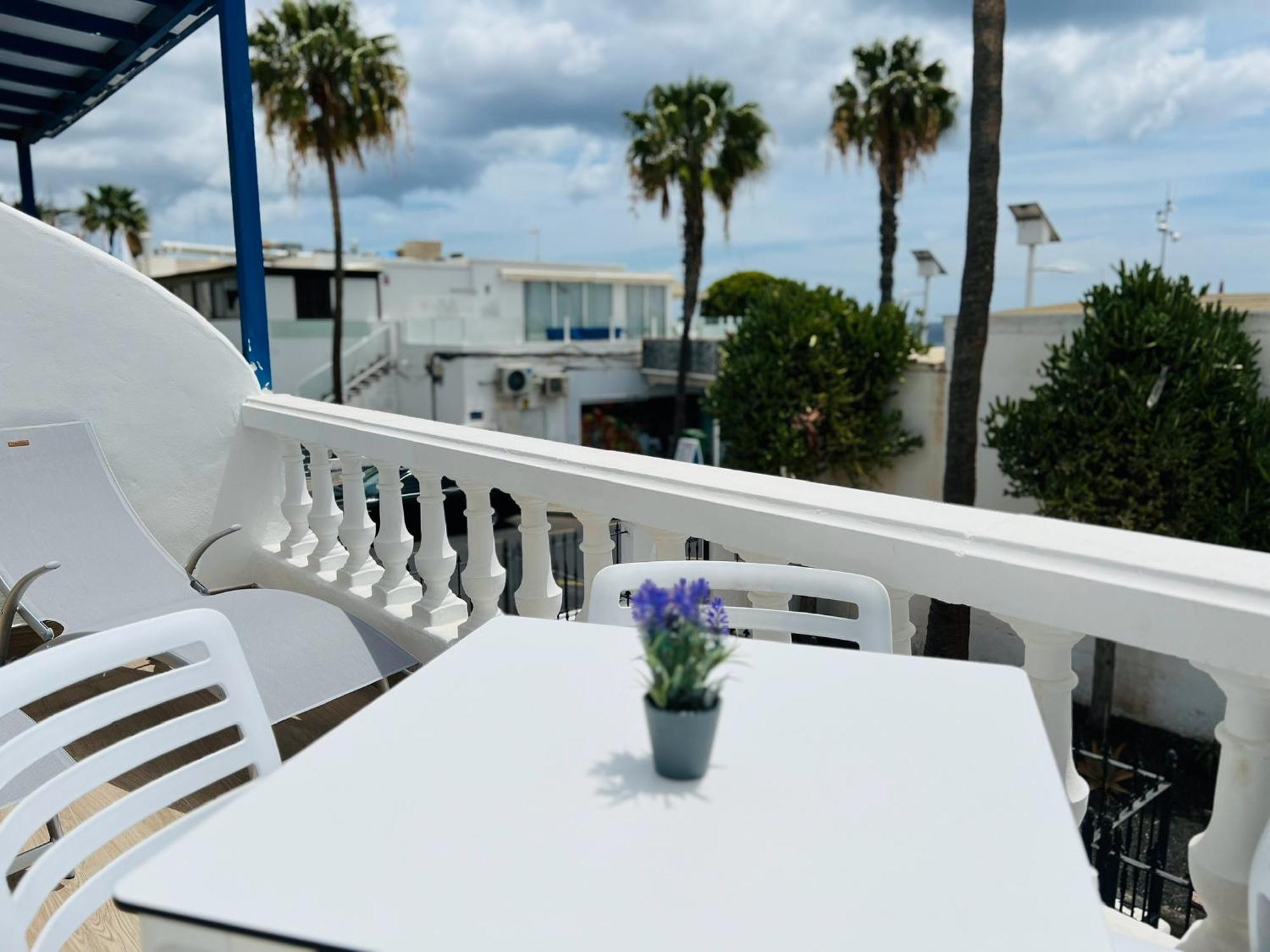 Casa Oasis Central Puerto del Carmen  Exteriör bild