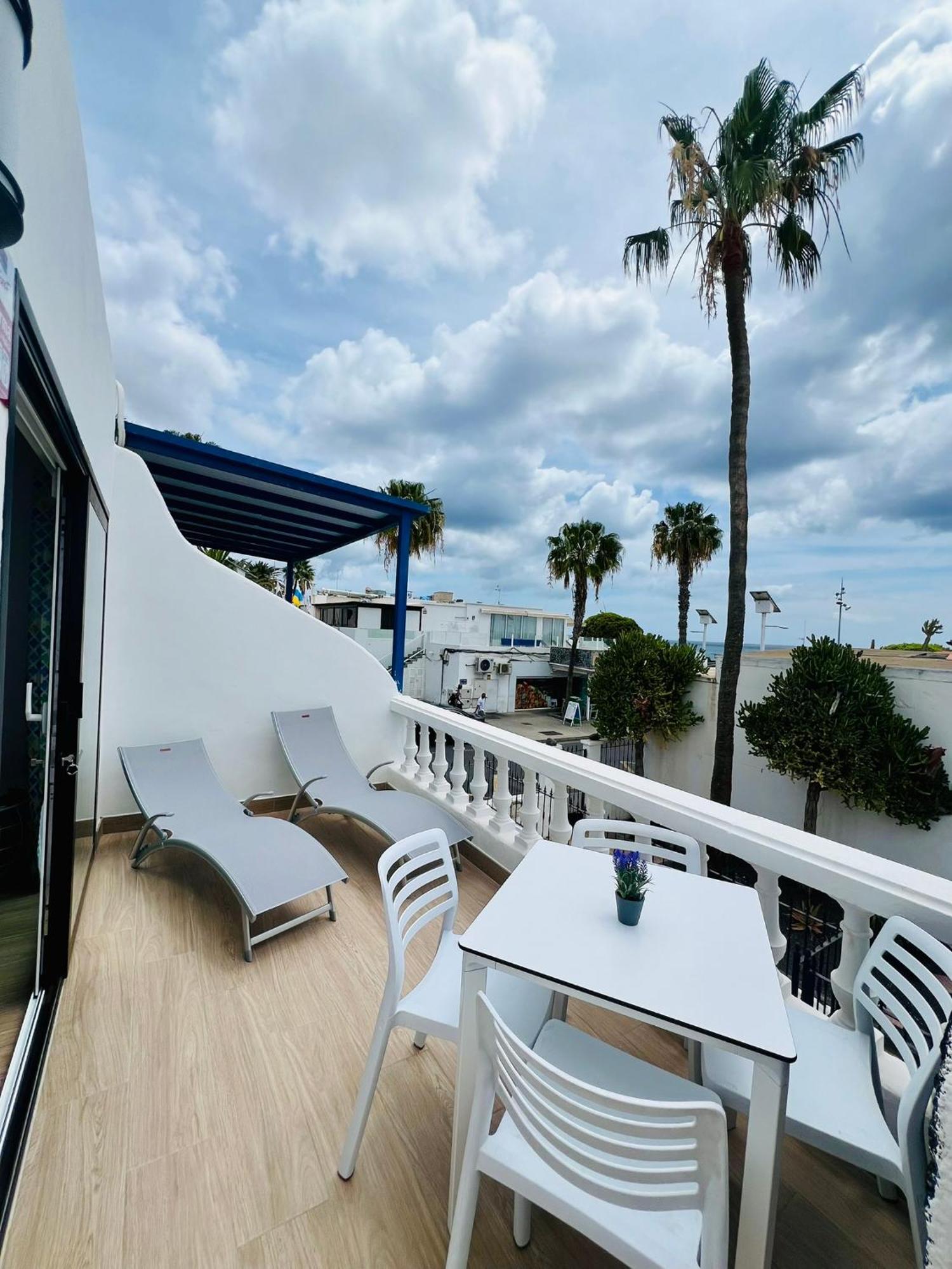 Casa Oasis Central Puerto del Carmen  Exteriör bild