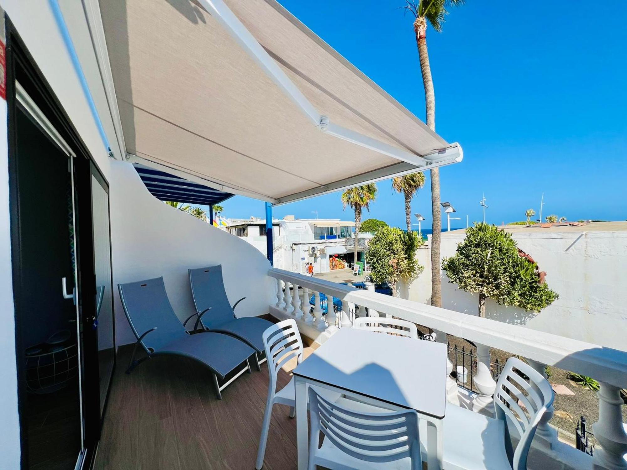Casa Oasis Central Puerto del Carmen  Exteriör bild